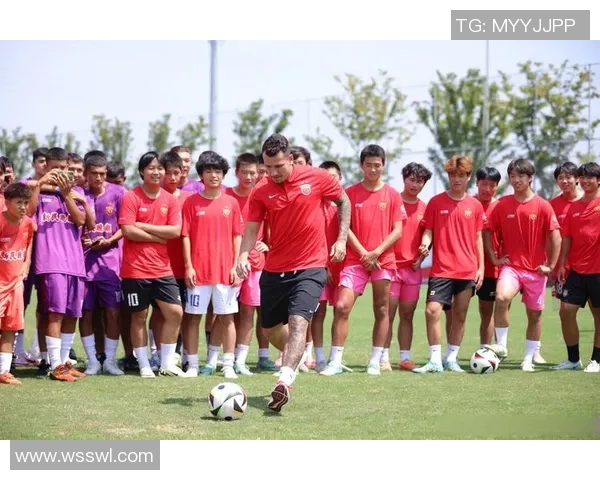 足球球星如何通过独特的过人手势提高比赛技巧与突破效果